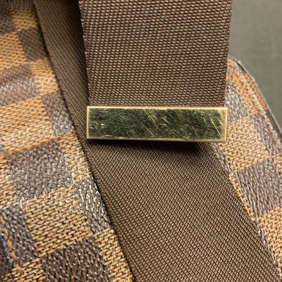 Louis Vuitton Geronimos Waist/Bum Bag Damier Canvas w/Red Interior *Authentic* - Picture 7 of 16